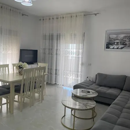 Grand Blue Luxury Саранда