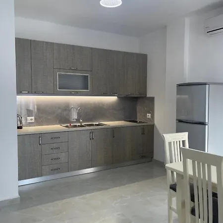 Grand Blue Luxury Апартаменты Саранда
